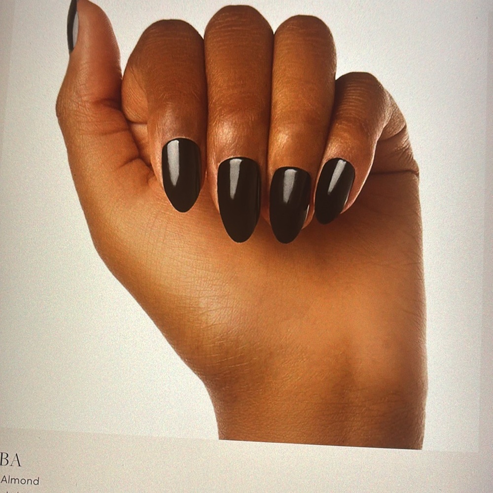 Glamnetic Black BOBA short Almond Press-On Nails NIB 💫 - Picture 2 of 8